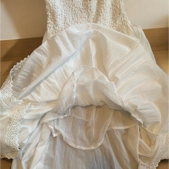 White Handkerchief Style Dress - Picture 8 of 8